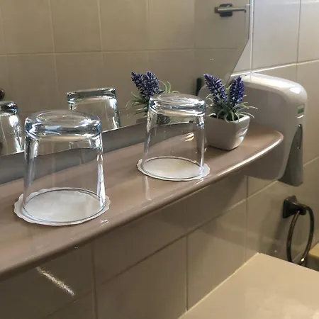 Kaptalan Vendeghaz Bed & Breakfast Balatonalmádi