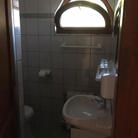 Bed & Breakfast Kaptalan Vendeghaz Balatonalmádi
