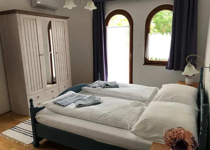 Bed & Breakfast Kaptalan Vendeghaz 3*
